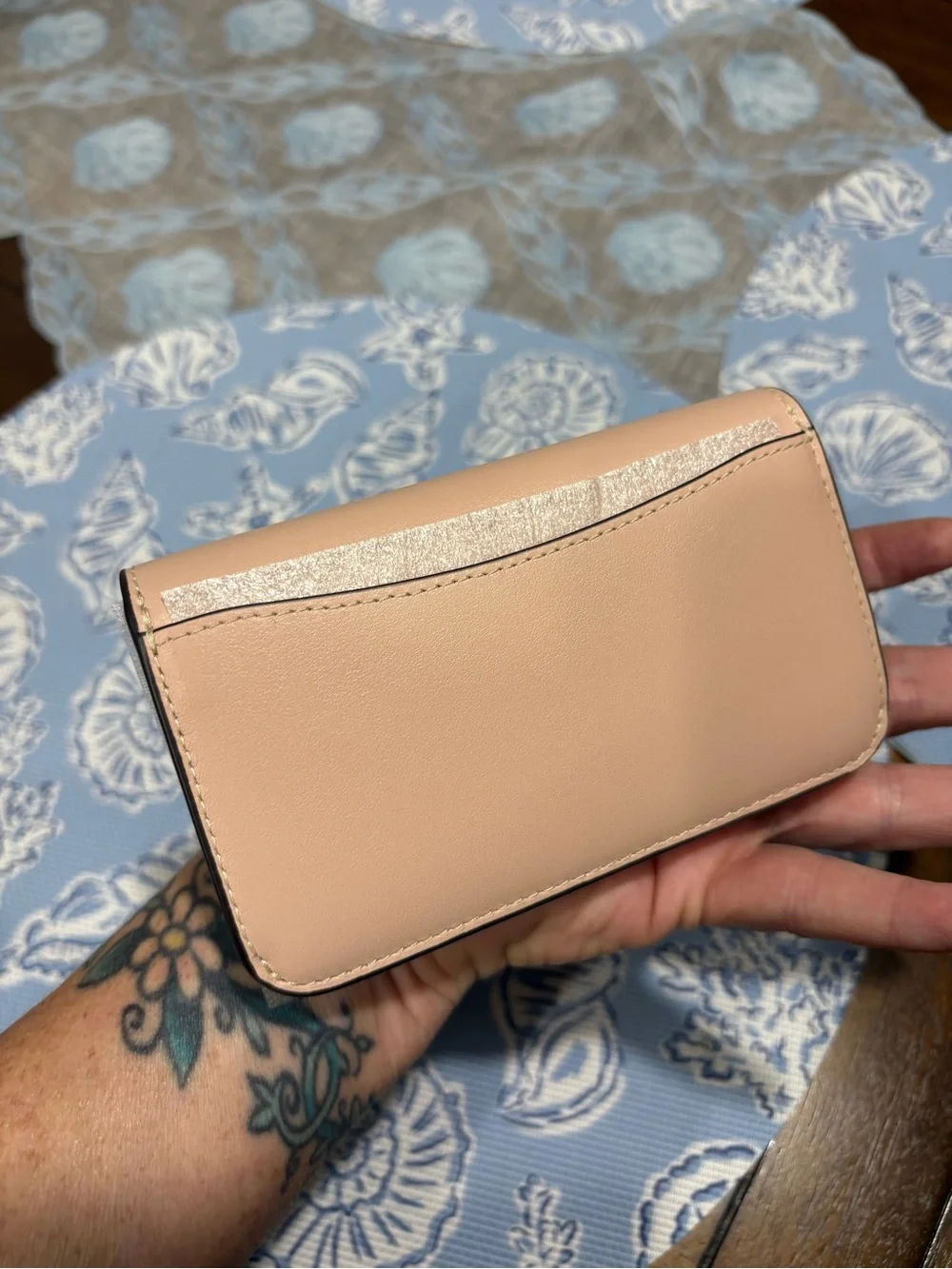 Coach essential slim card case color cream